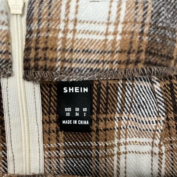 Plaid Mini Skirt - Picture 4 of 7